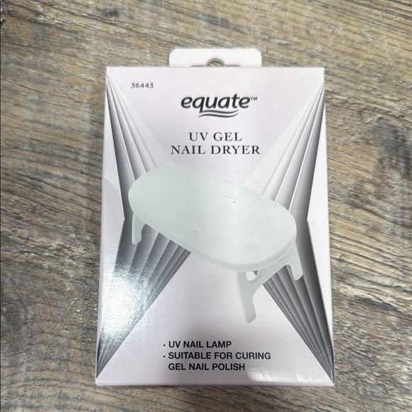 White Wireless Charging Pad for Cell Phones - Picture 1 of 3